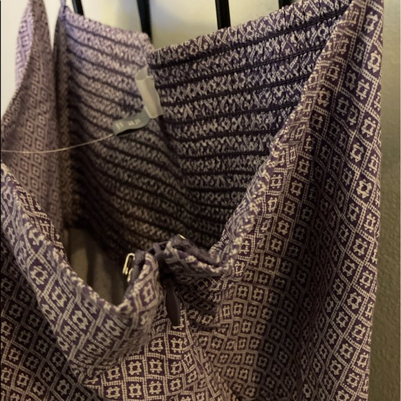 COPY - OLD NAVY Summer Dress - Picture 4 of 8